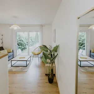 4 Couchages + Jardinet +parking Appartement